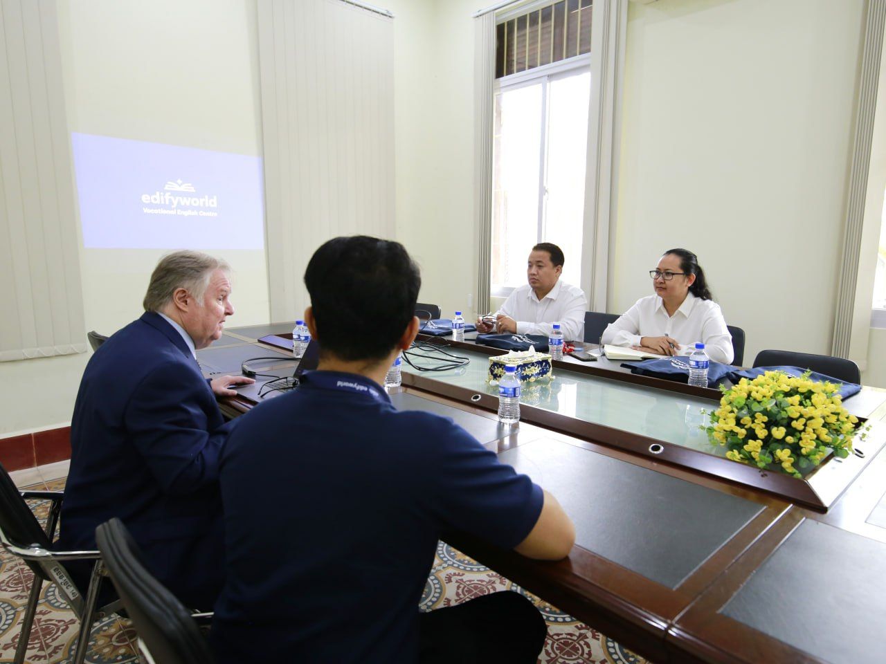 Discussion meeting on "Collaboration in Developing English Language Competencies for Teachers" - Image 4